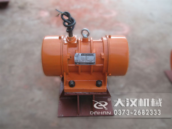 仓壁振动器